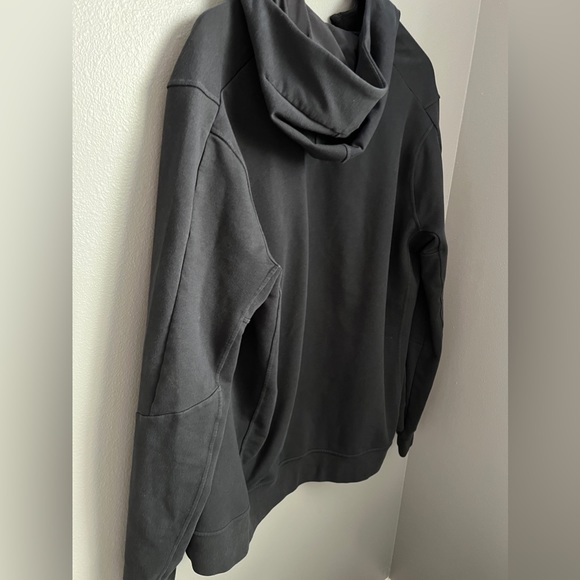 Lululemon Sweatshirt - Picture 6 of 7